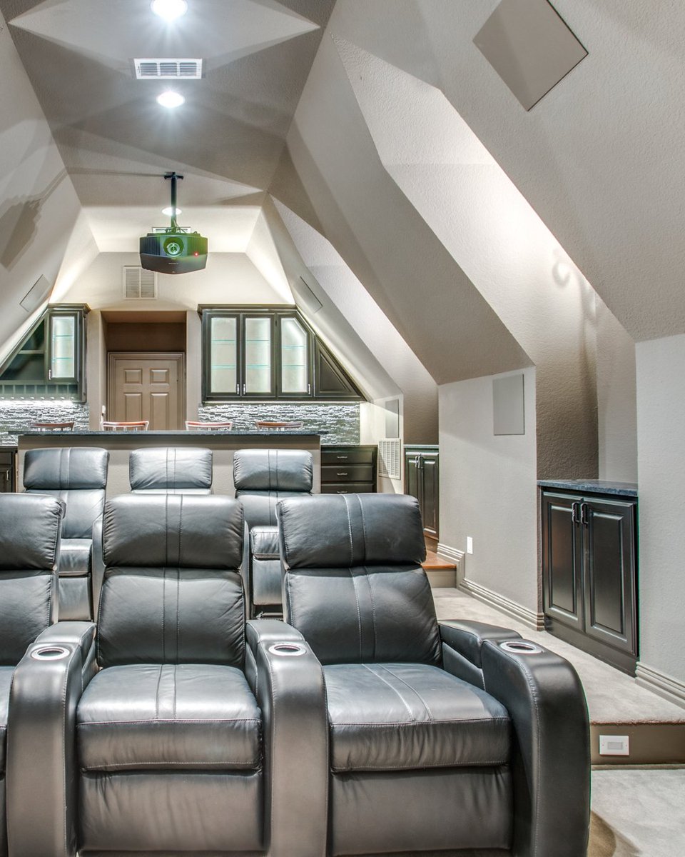 DFWImproved's tweet image. Your dream space might just be one room away. Let’s talk about what’s possible with a custom addition. 

Check out the transformations with the link in our bio!

#DFWImproved #RoomAddition #HomeRemodeling