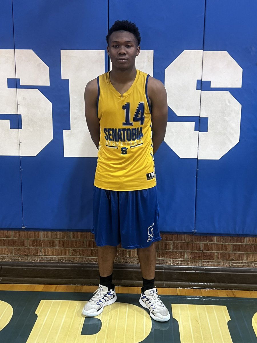 This year for our preseason practices we implemented the “Blue Collar Player of the Week”.  This award goes to who has the most rebounds, 50/50 balls, charges, and drill wins for the week. 
Week 1 Winner- Brendin Edwards
Week 2 Winner- Javeon Moore

#TobiePRIDE -Galatians 6:9