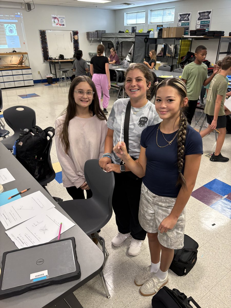 Siegel Middle School STEM tweet media