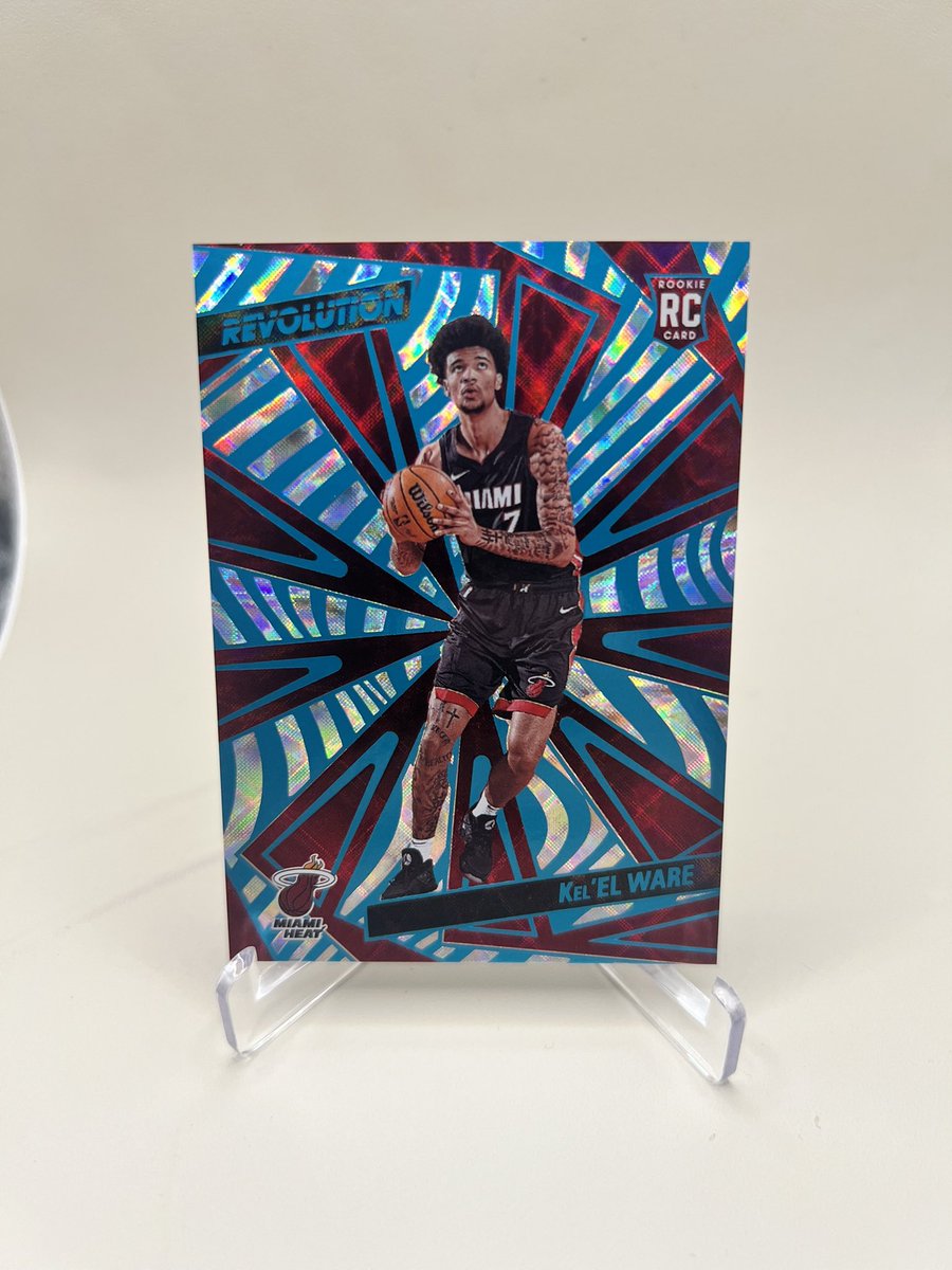 guccicards tweet media