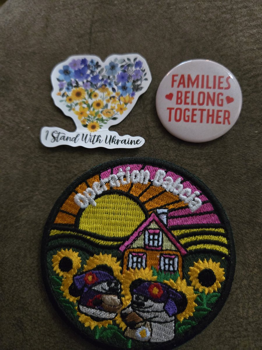 Levi (@regularguylevi) on Twitter photo Wonderful gifts arrived in the mail today! Big thanks to #TeamBabcia <a href="/slayerofmoskali/">Fellarinasaurus Bonk</a> <a href="/BakedBean7201/">BAKED BEANZ #TeamBabcia</a>
<a href="/JuliaSubbotina1/">Julia Subbotina</a> 🌻🇺🇦 Wonderful gifts arrived in the mail today! Big thanks to #TeamBabcia <a href="/slayerofmoskali/">Fellarinasaurus Bonk</a> <a href="/BakedBean7201/">BAKED BEANZ #TeamBabcia</a>
<a href="/JuliaSubbotina1/">Julia Subbotina</a> 🌻🇺🇦