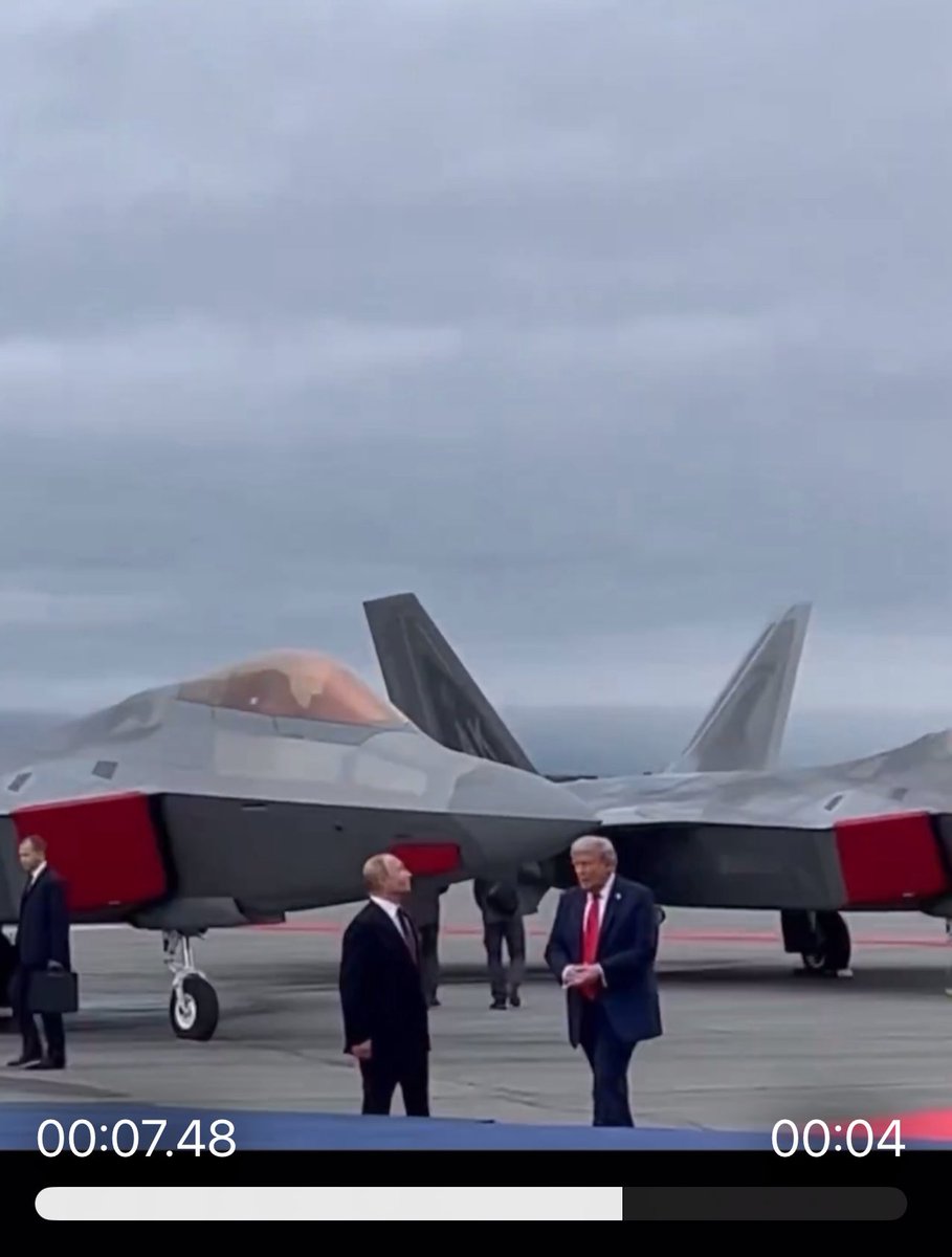 The exact millisecond that Putin knew he might need to make a deal.