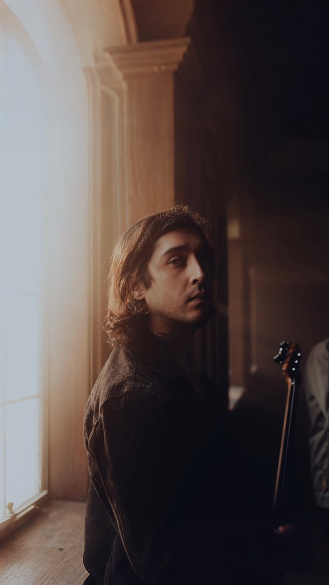emophantomxiii's tweet photo. new wallpaper pics ✨ https://t.co/wGGlFPLRUr