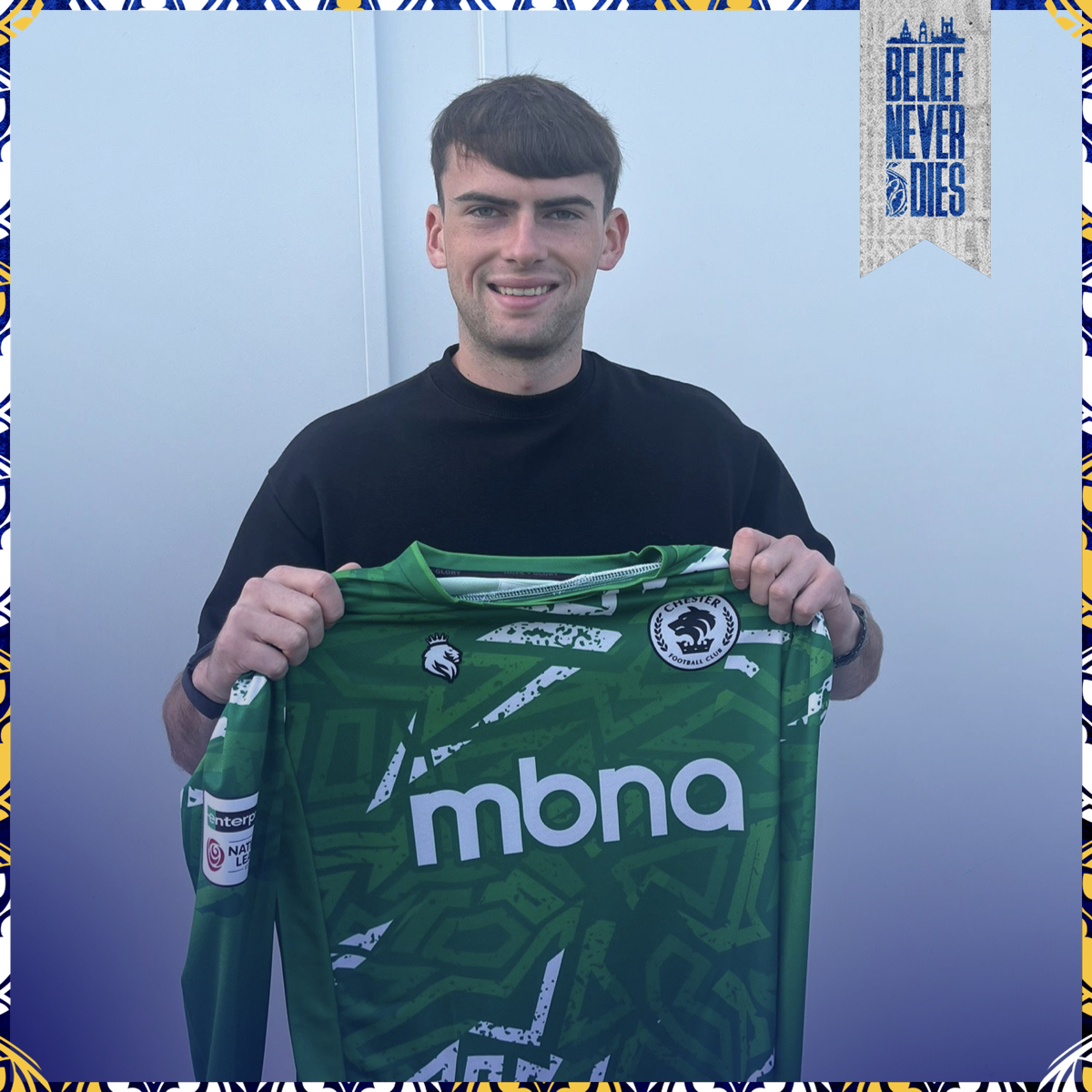 🖊️ #ChesterFC can announce the signing of goalkeeper Andrew Wogan from Stockport County on an emergency loan following an injury to Lewys Benjamin.

Welcome to CH1, Andrew! 💙