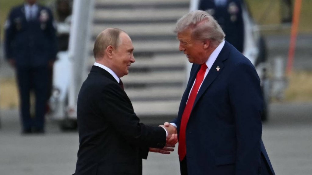 Trump y Putin negocían en Alaska un cese al fuego en Ucrania

losperiodistas.com.mx/portal/trump-y…