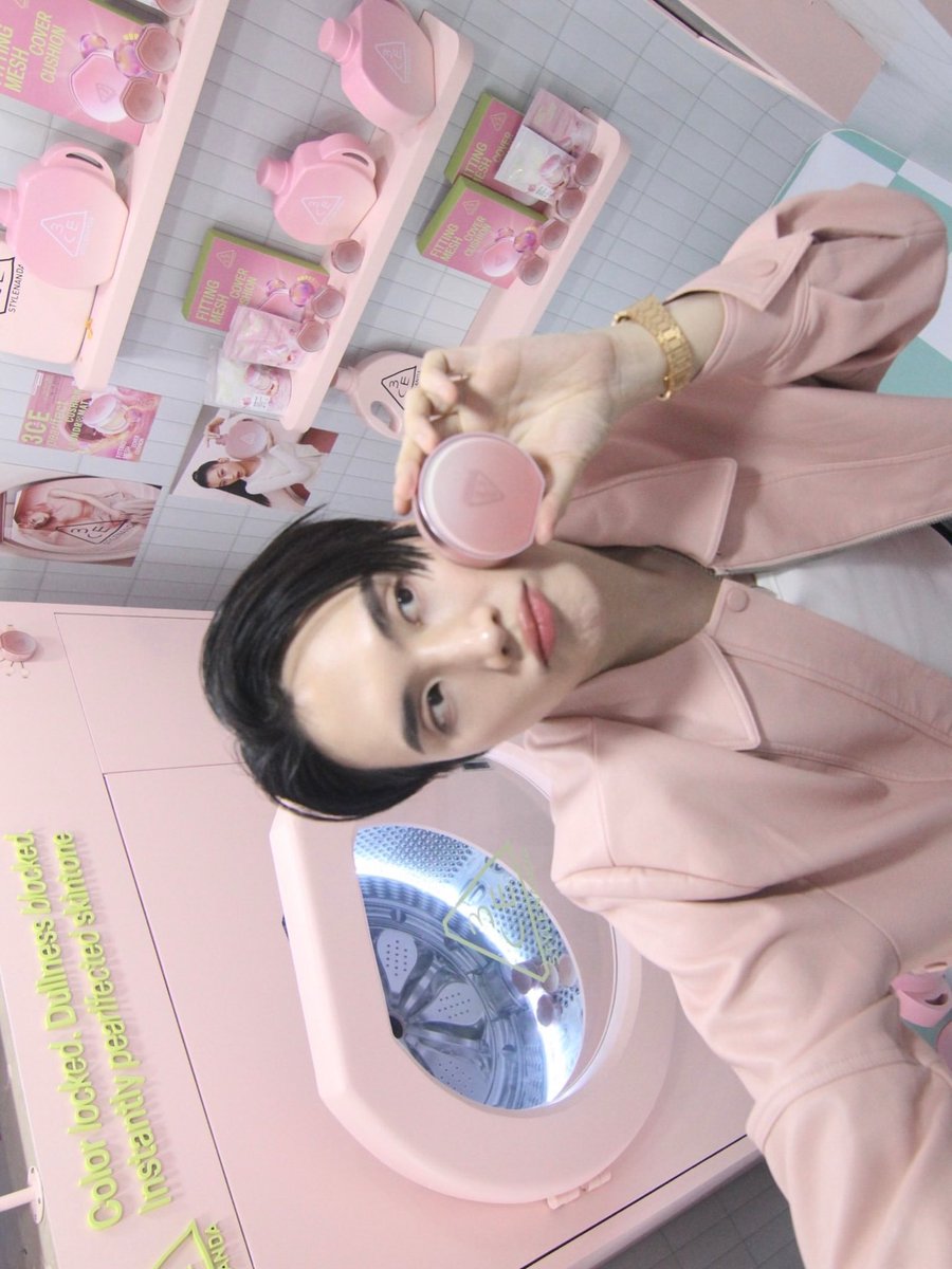 innsarin_family's tweet photo. 𝐢𝐠 𝐮𝐩𝐝𝐚𝐭𝐞 : 𝐢𝐧𝐩𝐢𝐭𝐚𝐫  ʚ♡⃛ɞ

วันนี้ผิว PEARLfect ไม่ไหว @3cethailand_official 🍒🩷💖💘

#3CExInn 
#innsarin #อินสาริน https://t.co/Ay4FcXq5o6