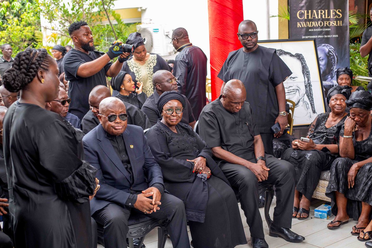 bayonagh_'s tweet photo. When Addo Dee and his geng visited the Late Legendary Daddy Lumba's family to mourn with them and signed the book of condolence and i was officially keeping records🎥📹🎥

Nico Williams | Appiah Stadium | Presec https://t.co/I1l3eUi9XR