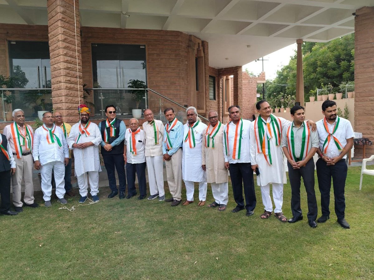 drmsrathorebjp's tweet image. आज 79वें स्वतंत्रता दिवस के पावन अवसर पर जोधपुर इंडस्ट्री एसोसिएशन द्वारा आयोजित भव्य समारोह में ध्वजारोहण किया।

इस अवसर पर उद्यमियों के साथ भारतीय गौरव के प्रतीक राष्ट्रीय ध्वज तिरंगे को सलामी दी।

जय हिंद!

#IndependenceDay2025  #IndependenceDayIndia #IndianFlag