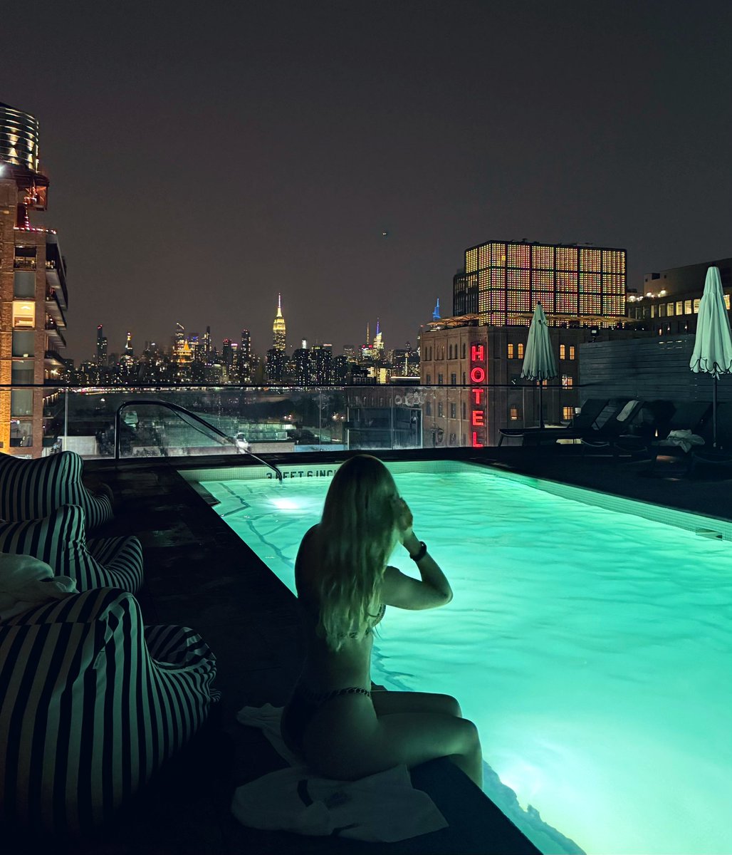 icyyalaska's tweet image. Just a gentle reminder: you deserve this. 🌸 #spa #spaday 

let’s see what Friday night brings 🫧🥂
alaskaevans.com

#fmty #datenyc #newyork #gfe 
#datela #datesf #datehawaii