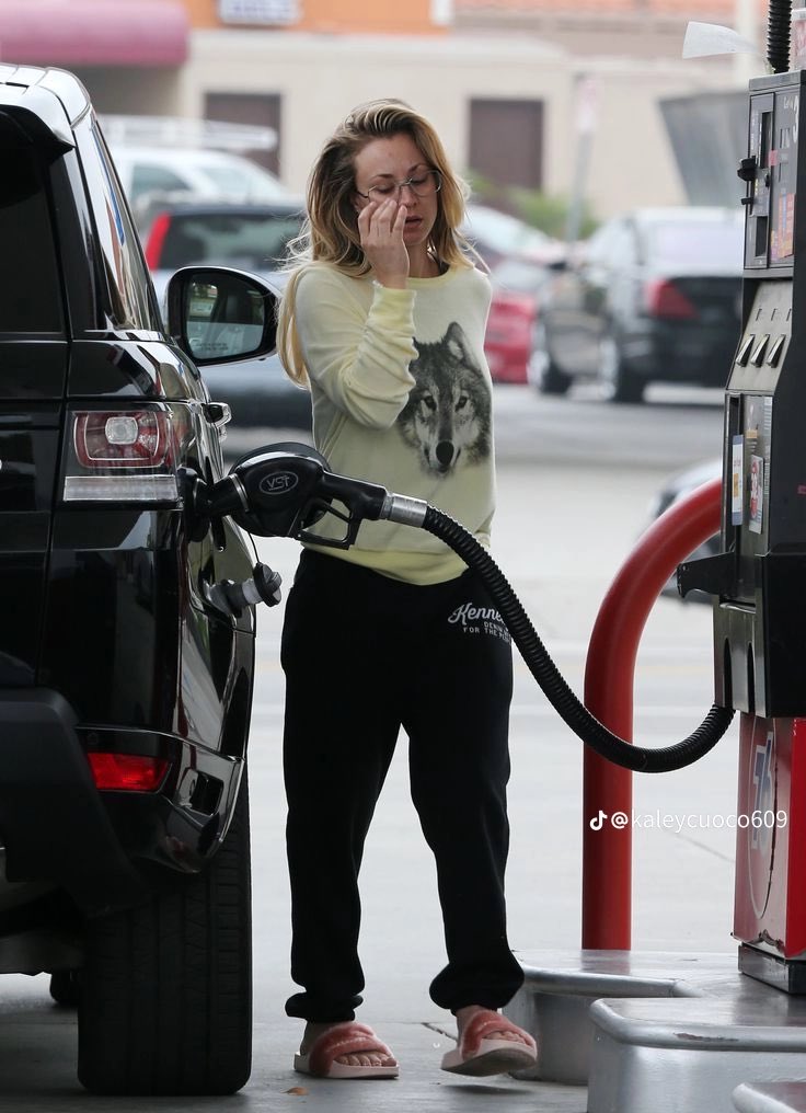 kellcouco's tweet image. Good evening family