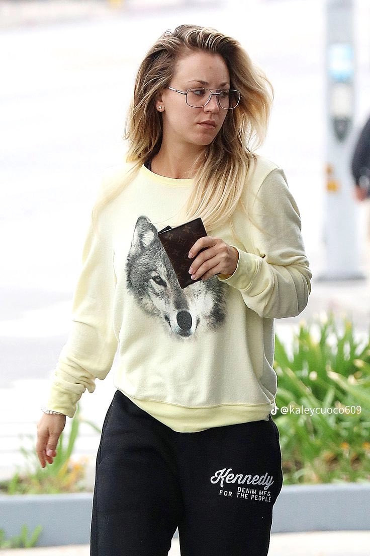 kellcouco's tweet image. Good evening family