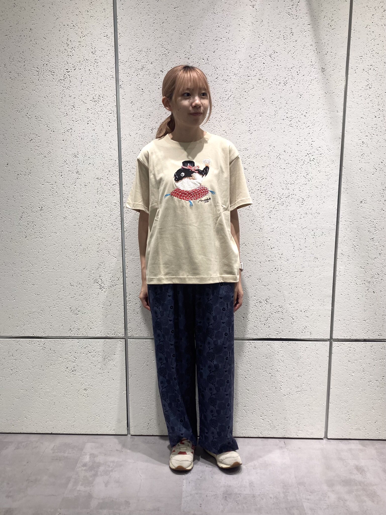 【美品】marble SUD　ぴょんぴょん子うさぎ&たんぽぽ 刺繍 カットソー 美品】marble SUD ぴょんぴょん子うさぎ&たんぽぽ 刺繍