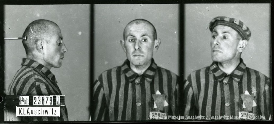 16 August 1911 | A Polish Jew, Szmul Rapaport, was born in Karczowice. A farmer.

In #Auschwitz from 21 February 1942.
No. 23879
He perished in the camp on 1 April 1942.