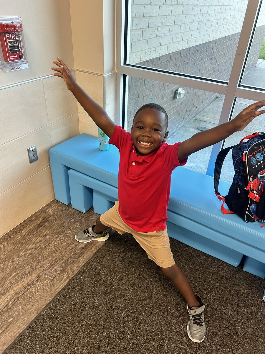 TeachWithBrina's tweet photo. My little firefly had a glowing first week of kindergarten! 🌟 Thank you to his wonderful teacher Ms. Waldrep for helping him shine bright! 
@FE_Fireflies @FBISDEarlyChild https://t.co/Bj9tXkCXUW