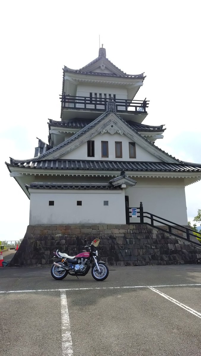 tcams121's tweet photo. 晴れてるじゃないかー
ツーリングの予定だったけど昨日雨予報だったので中止になり
近場ちょい乗り https://t.co/IspgdWT8Od