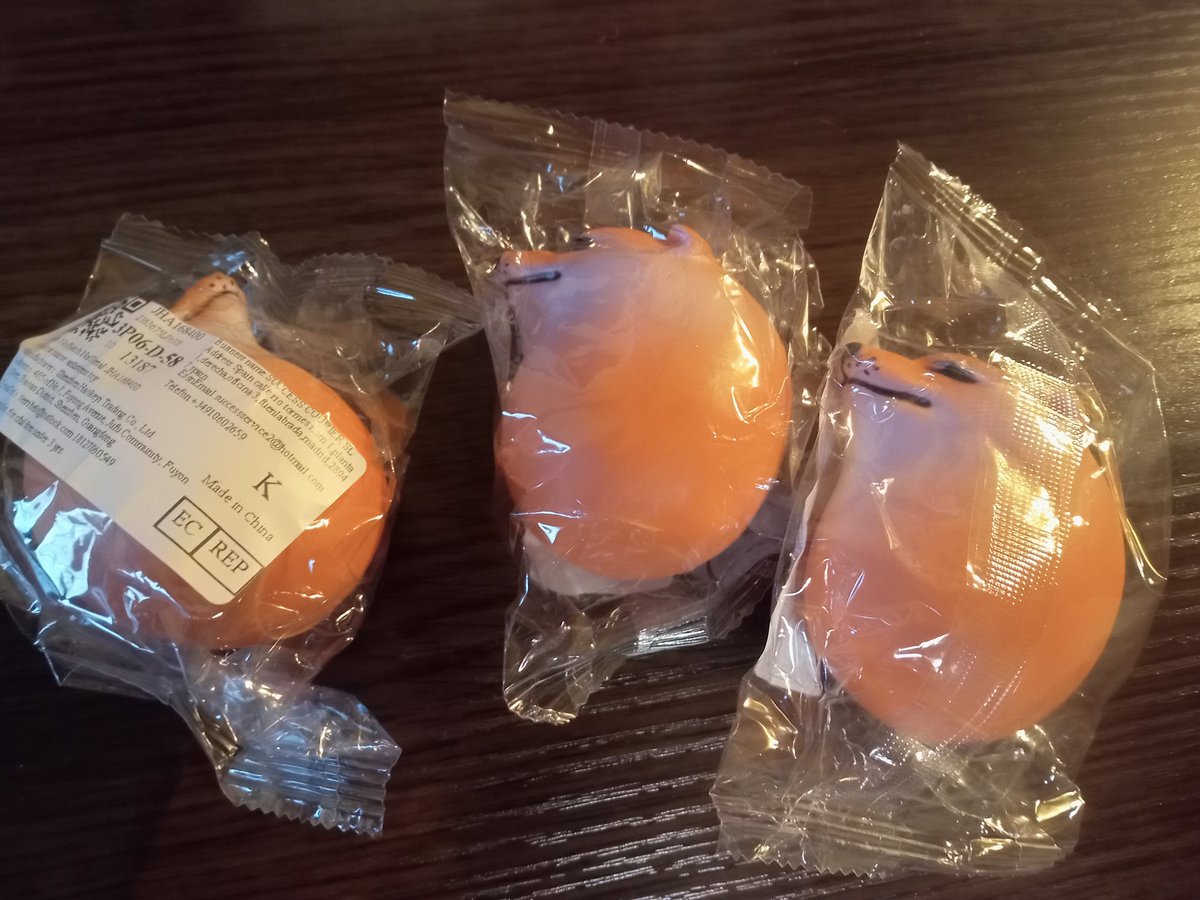ASAMESHI_81's tweet photo. だいぶ待ったよ
もう会えないと思ってたんだよ

数日待ってと言われてから早数ヶ月
居場所を確認しても分からないってなんだよ
連絡ぐらい入れただろ？
どこで何をしてたんだい？
もうボロボロじゃないか

心配したんだよ
⋯⋯
よく来たね
さぁ 中に入りなさい

 #シバコ https://t.co/aKmaeIVr5N