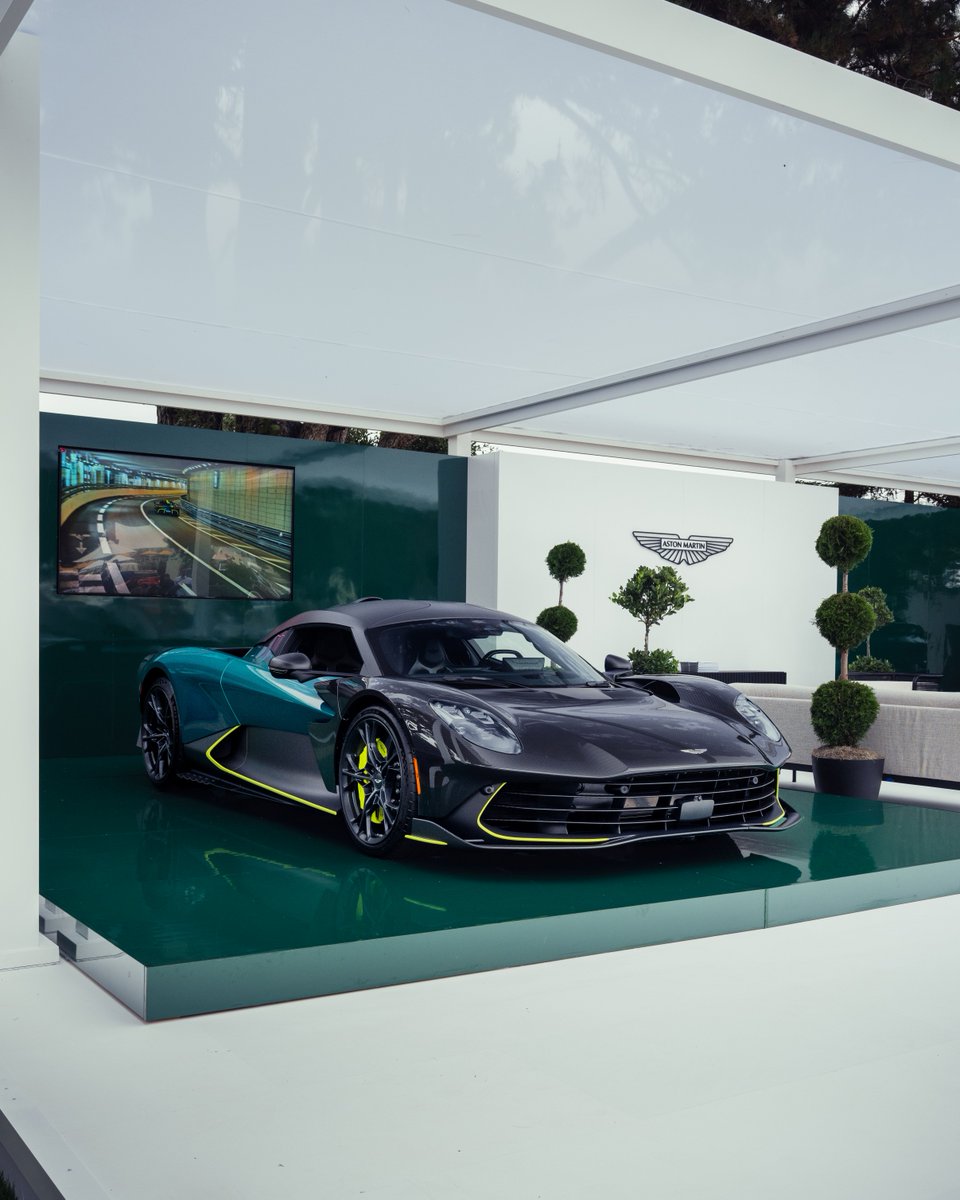 Aston Martin tweet media