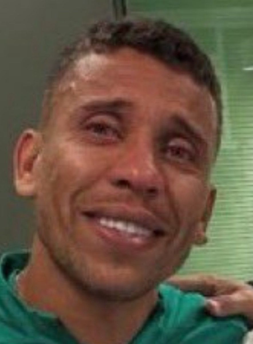 LedioLegal's tweet image. - OPA, CONSEGUIMOS UM TIME PRA TI, MARCOS!

- É O GRÊMIO!

🤣

Legal