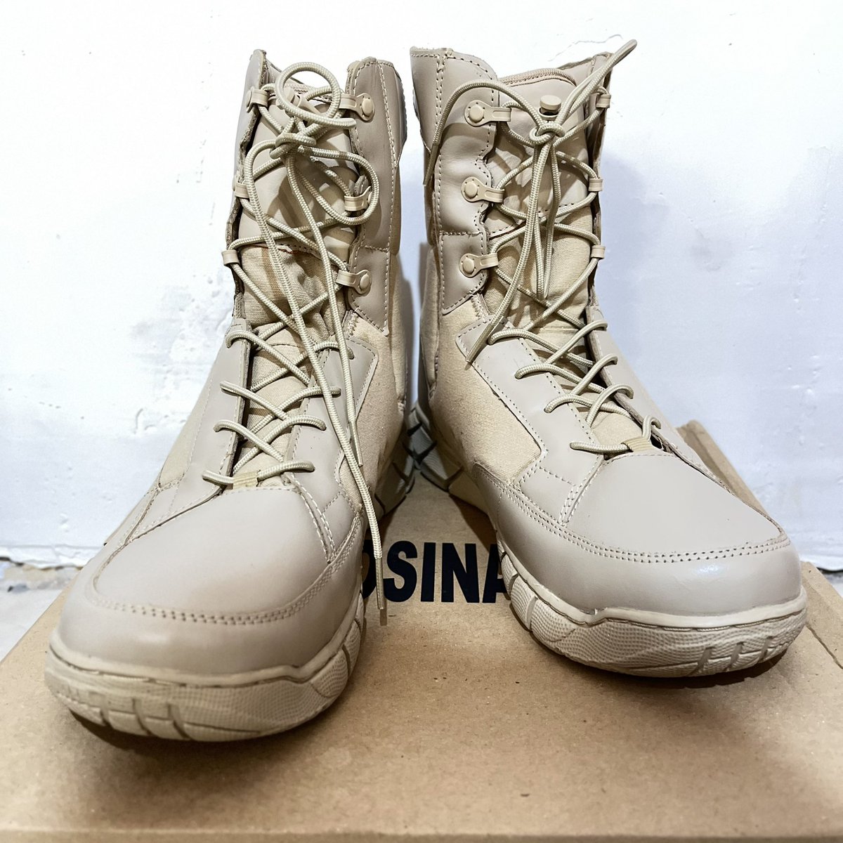 likesunflower__'s tweet photo. DIJUAL SEPATU PDL PNS / KEMHAN ORI
BARANG BARU
PRIZE 400K
UK 43 https://t.co/JWIhcWwwLx