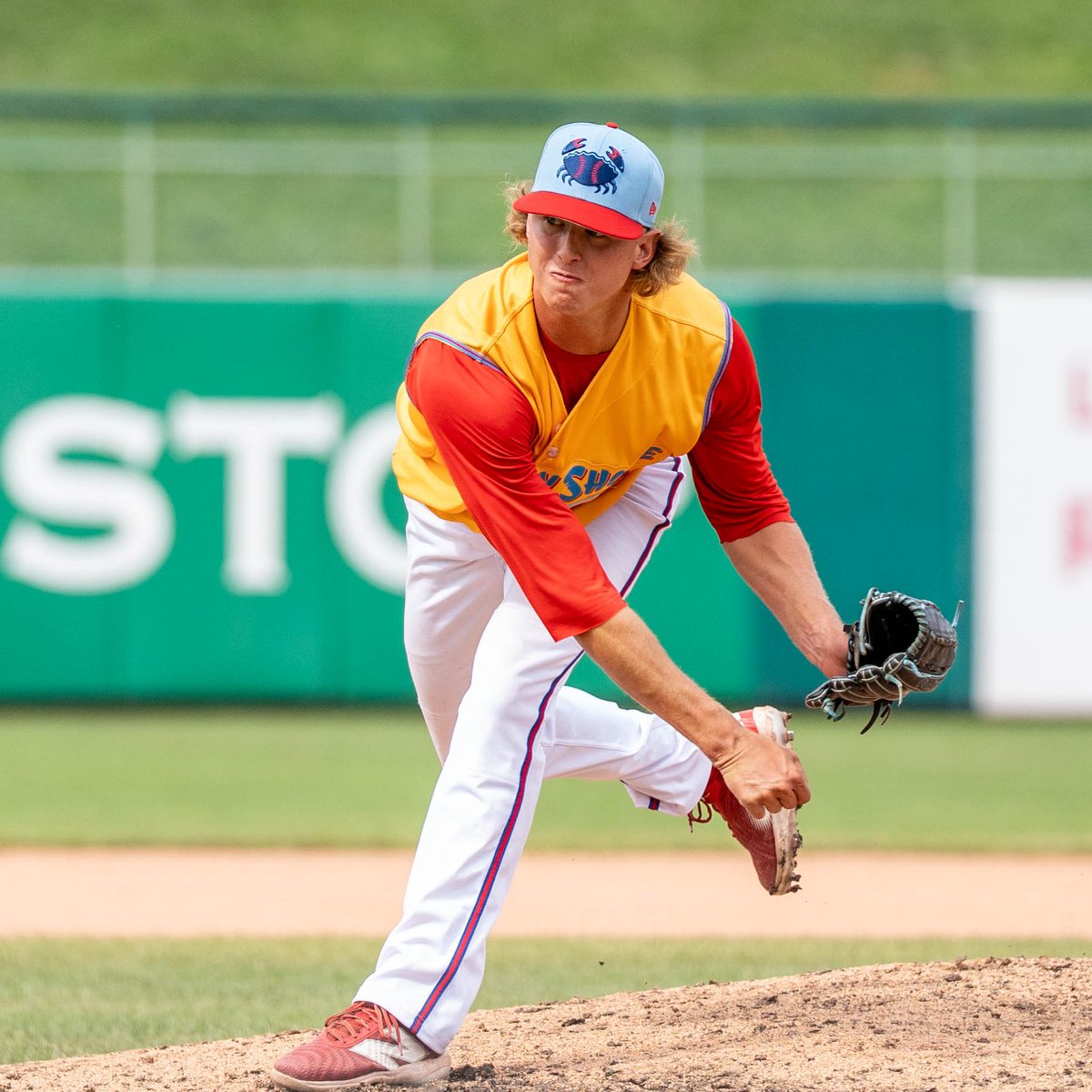 3 scoreless innings from Jake Eddington and the BlueClaws lead 6-2 in the ninth!