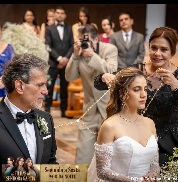 NOVA FASE de #AsFilhasDaSenhoraGarcia, com muitas emoções! <a href="/familiasbtista/">Família SBTista</a> 🔥❤️