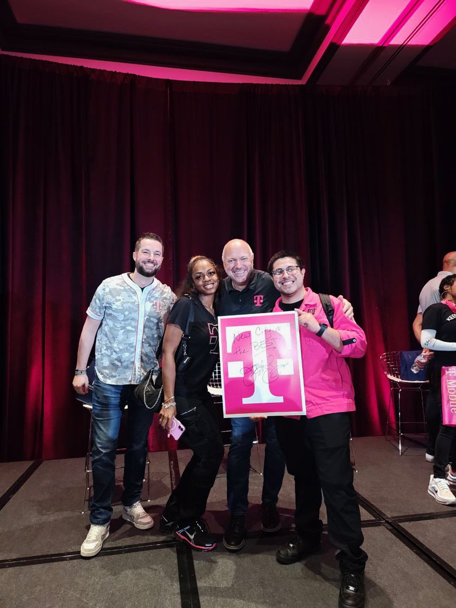 Chevy💕 tweet media