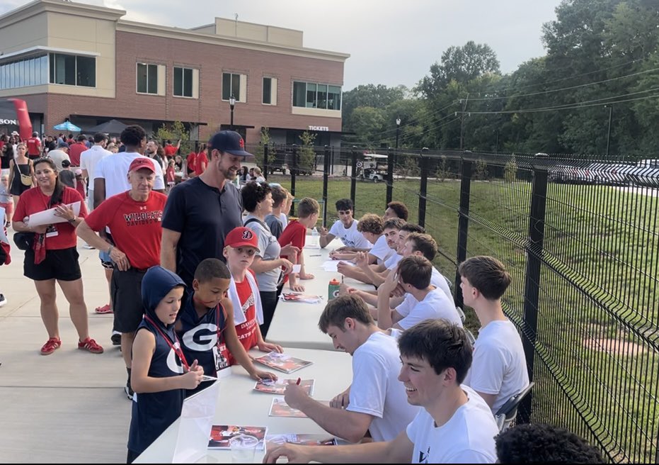 Davidson Basketball tweet media