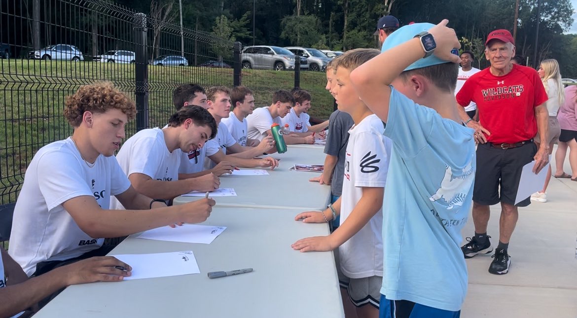 Davidson Basketball tweet media