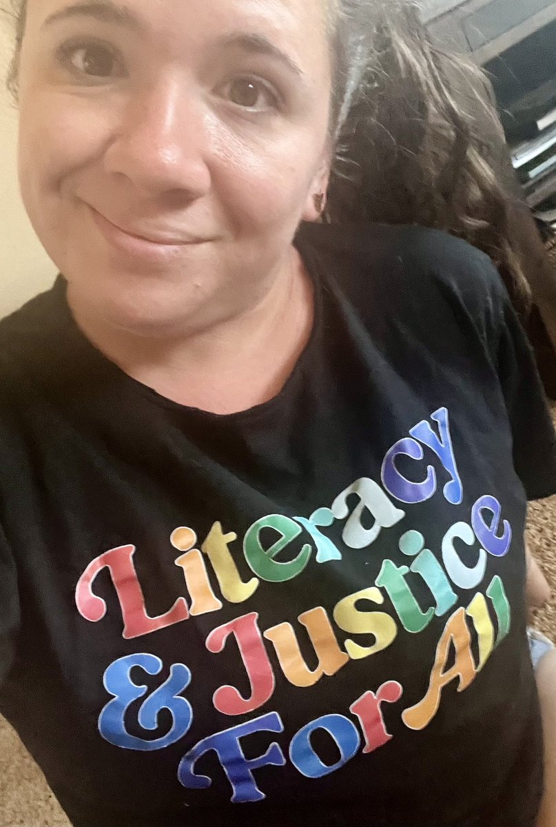 Mychal123's tweet image. Gotta a few dirty looks shopping in Meridian, ID today. But idgaf 😘 #literacyandjusticeforall