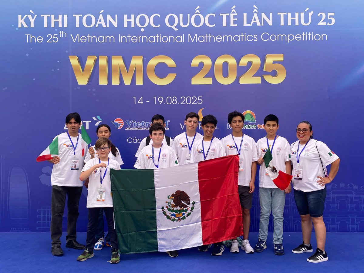 ommtw's tweet image. México en la inauguración de la International Mathematics Competition Vietnam 2025 #VIMC #VIMC2025. Que se oigan hasta allá las porras para nuestro semillero de primaria y secundaria que en unas horas realizará el examen. Es 4ta competencia internacional del año de la @ommtw 💪🏻🥳
