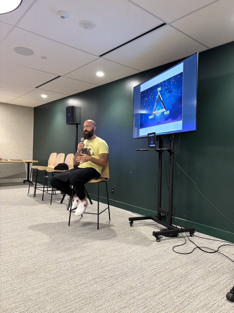 Kyle Huber (@thekylehuber) on Twitter photo Drove up to Vancouver today and attended the <a href="/MyFirstBitcoin_/">My First Bitcoin</a> unconference. Met some great bitcoiners, saw the legend <a href="/BTCsessions/">BTC Sessions 😎</a> and <a href="/LanternBitcoin/">Scott Dedels</a> gave a great talk on how bitcoin changes how we value time. Drove up to Vancouver today and attended the <a href="/MyFirstBitcoin_/">My First Bitcoin</a> unconference. Met some great bitcoiners, saw the legend <a href="/BTCsessions/">BTC Sessions 😎</a> and <a href="/LanternBitcoin/">Scott Dedels</a> gave a great talk on how bitcoin changes how we value time.
