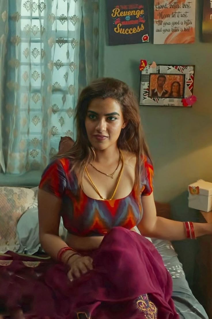 Good morning 🌞 
Ento night nidra pattaledhu asaluu 
Ma ayana potlu 😩 veyaledu andhukey emoo 😫😫😒