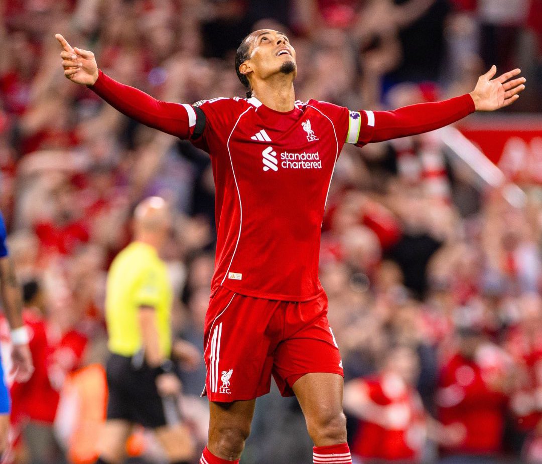 فان دايك امام بورنموث
17 مرة استخلص الكرة! 😱
100% نسبة المواجهات الأرضية
92% نسبة المواجهات الهوائية
11/12 مواجهة هوائية ناجحة 😰😰😰😰
منع تسديدة هدف محققة
8 تمريرات للثلث الاخير
95 مرة لمس الكرة
13 مرة استخلص الكرة بالرأس 😱
0 مرات خسر الكرة
0 مرات تراوغ

تقييم 8.0 🌟