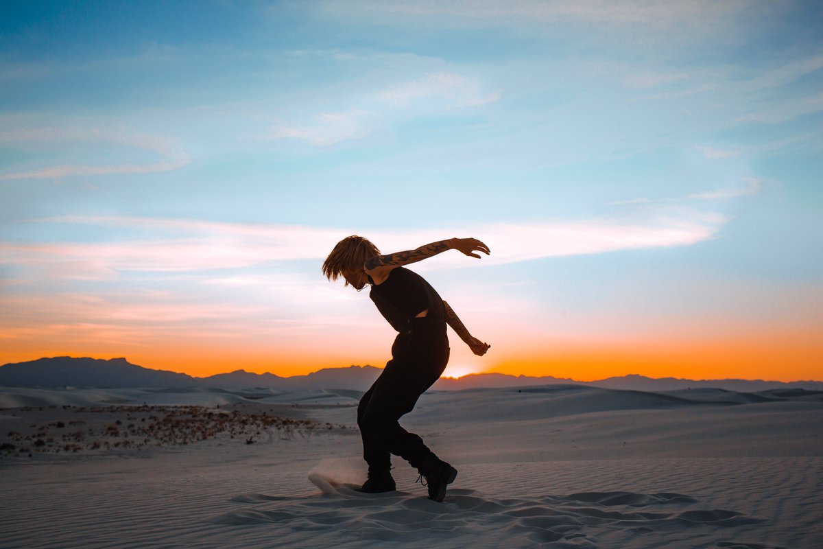 ZOOM LENS tweet media