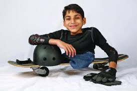 شفاك الله وعافاك يا ايقونة قطر في الارادة والتحدي ..طهور إن شاء الله تعالى دعواتكم متابعيني الكرام
اسأل الله العظيم رب العرش العظيم ان يشفيك ويعافيك يارب العالمين 
#غانم_المفتاح