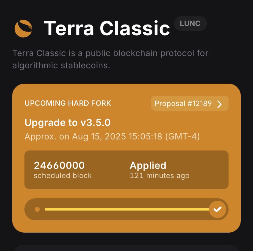MrDiamondhandz1's tweet photo. The $LUNC upgrade was successful without any problems. Congratulations to all #LUNC validators. Keep building! 💎🤲🏻 #Crypto https://t.co/wg9sIPmt8S