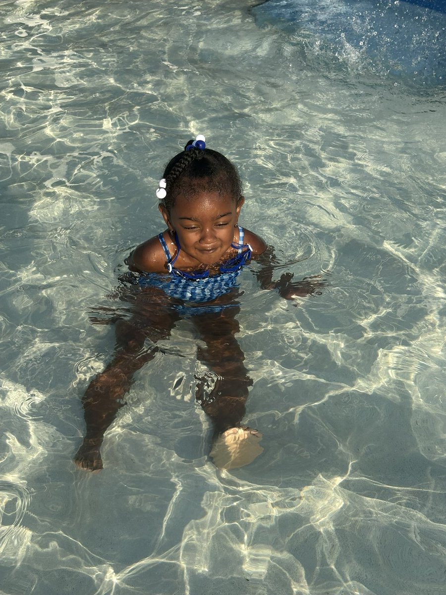 ChillgetDown's tweet photo. 🚨 MISSING CHILD 🚨
Alana Mann-Spivey
Last seen Newark, NJ – 8/11/25
Taken by Jonelle Mann (active warrant)
Court ordered she be in NCIC — still not listed.

📞 Call 911 if seen.

#MissingChild #BringAlanaHome #AmberAlert #FindAlana #ChildSafety #MissingPersons #EndChildAbduction https://t.co/YxmVx63XEi