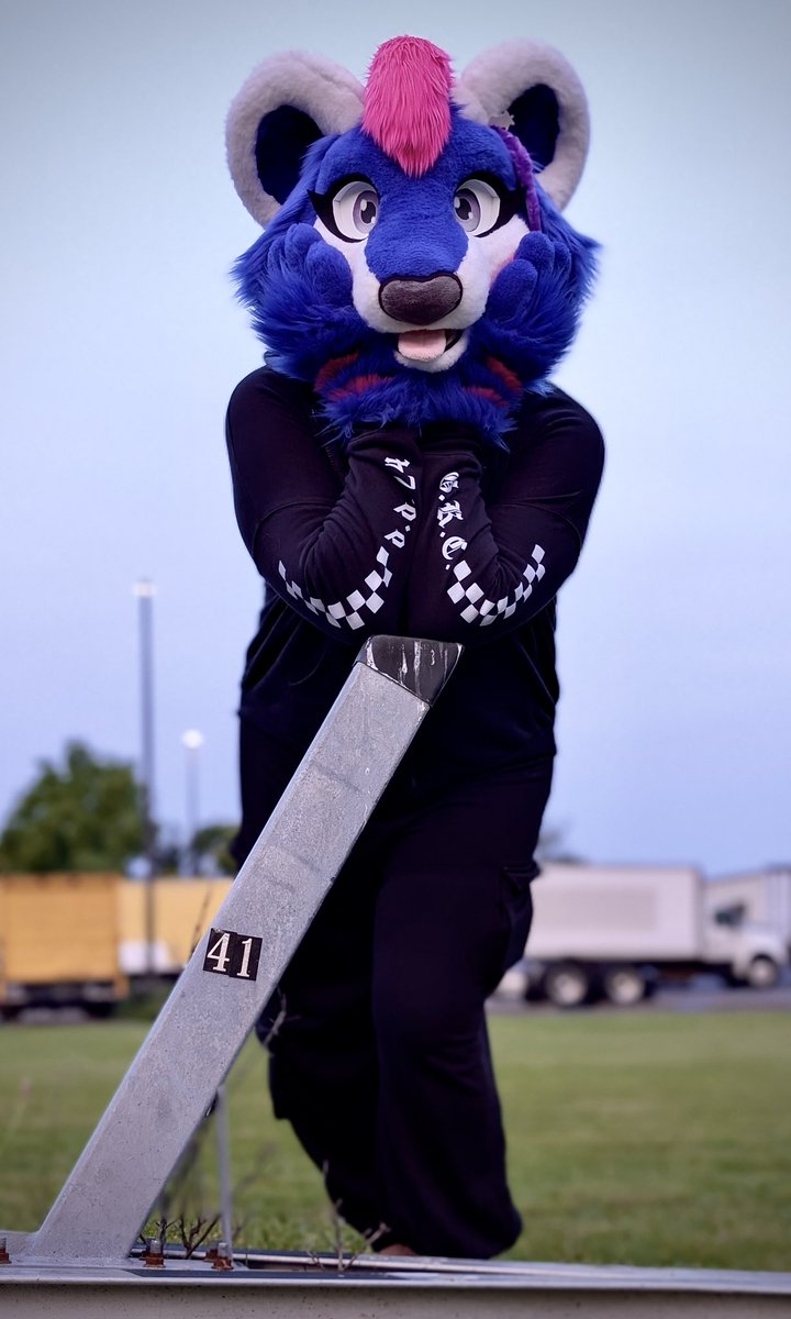 ✨🐼 Blink ✿ Lily 🦌✨ (@blinkums) on Twitter photo POV: You are talking to me about this weeks special interest
✿
📸: <a href="/leofox_photo/">Leo the Fox</a>
🪡: <a href="/SuitFurself/">🪡Suit Furself!🧵</a>
#FursuitFriday POV: You are talking to me about this weeks special interest
✿
📸: <a href="/leofox_photo/">Leo the Fox</a>
🪡: <a href="/SuitFurself/">🪡Suit Furself!🧵</a>
#FursuitFriday