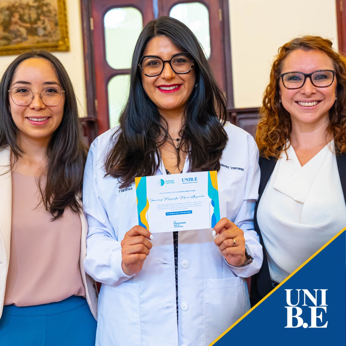 Hoy celebramos la imposición de mandiles de nuestros estudiantes de Nutrición y Dietética de la #UNIBE, un paso más cerca de cumplir su vocación de transformar vidas a través de la alimentación y la salud. 🥝🤗

#NutriciónUNIBE #universidad #Pregrado #imposicionmandil