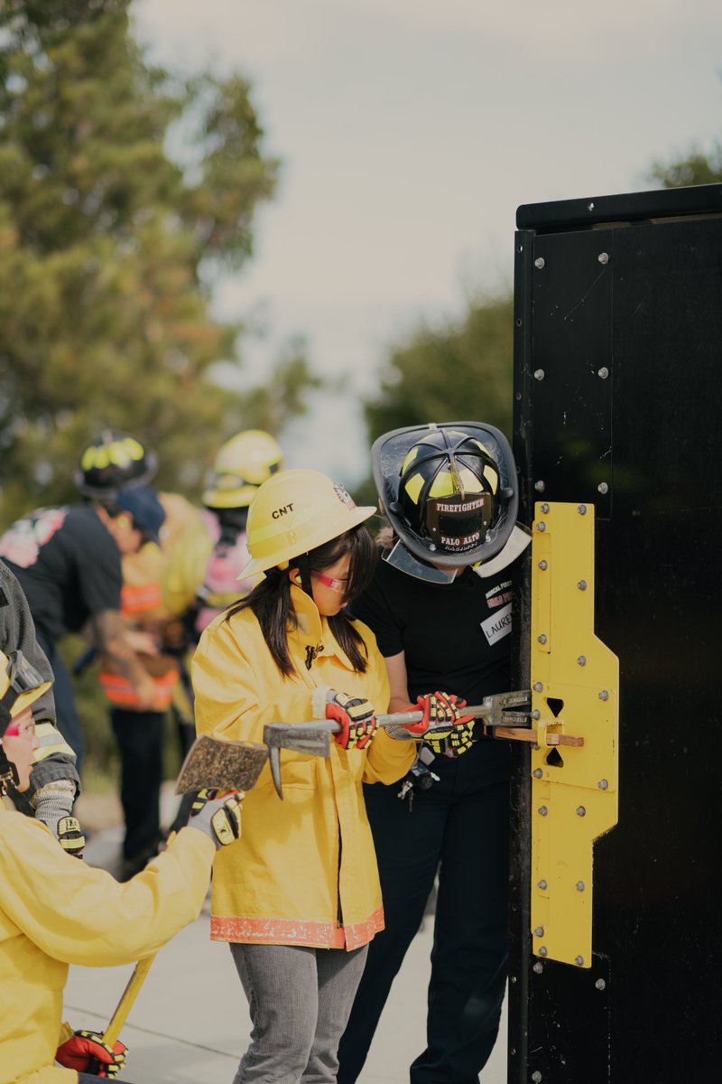 norcalwfs's tweet photo. 🚨❗ATTENTION ALL HIGH SCHOOL STUDENTS ❗🚨

Alameda County residents, today is the LAST DAY for early bird registration! Sign up to experience the career and ask questions via the website included below! Spots get filled fast so don't wait!

🖥 https://t.co/afzqEIMGZ4 https://t.co/pIWHwS9otm
