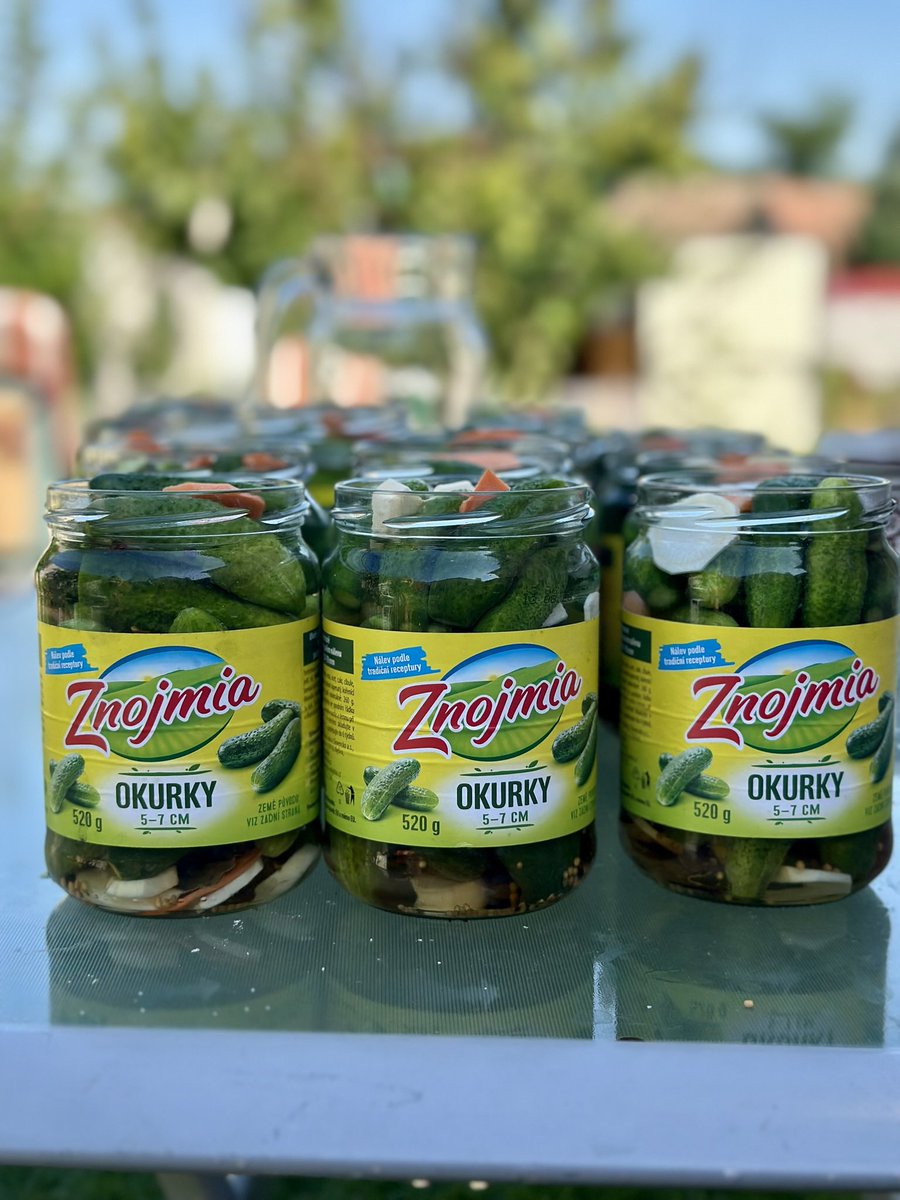 MartinCsaplar's tweet photo. ZnojmiaGang🥒🥒 https://t.co/BGQkBtZ94q