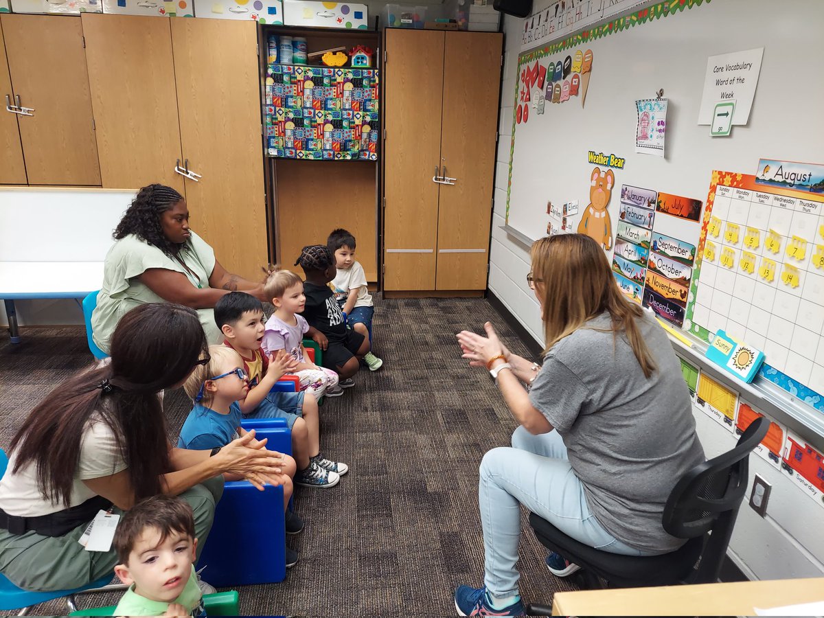 Barela_ECE's tweet photo. The excitement and engagement during #CircleTime in @HumbleISD_PREK was infectious! Singing, dancing, modeling, and taking turns were a hit @HumbleISD_GTE!
#Play4PreK #PreKExplorers
@HumbleISD https://t.co/UJndEic4vz