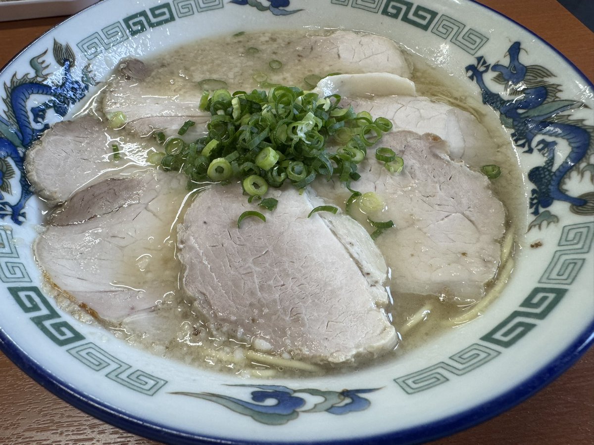 bigbeach0602's tweet photo. もしかして同じですか？八 https://t.co/qLswThig3T