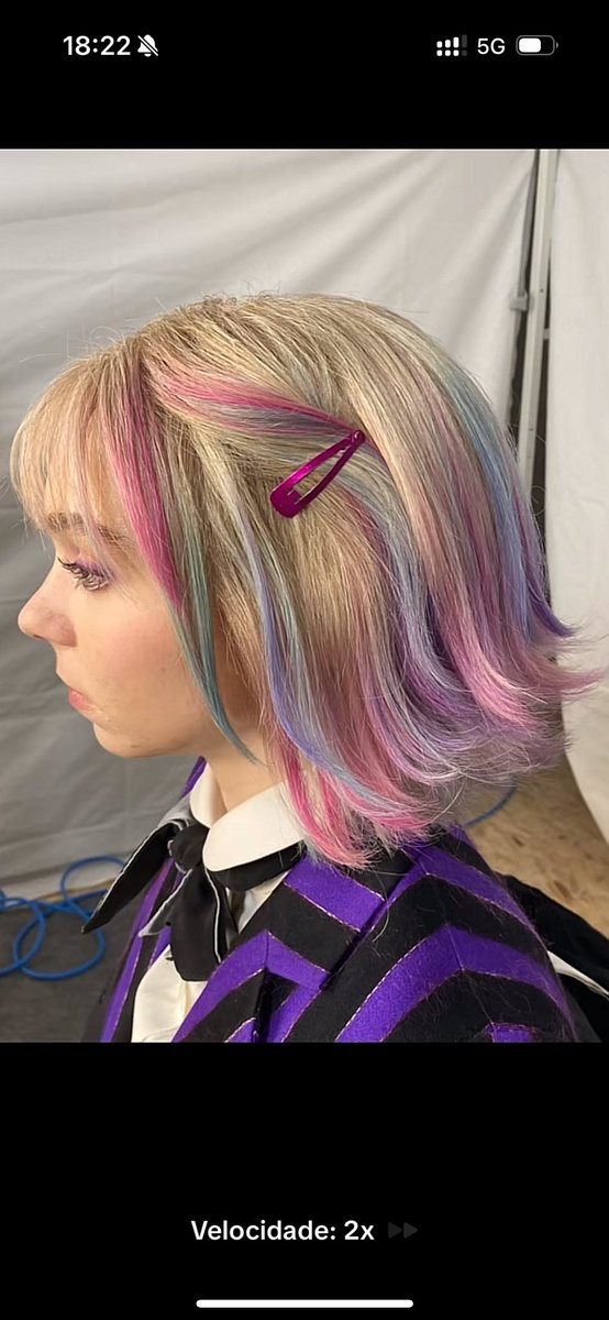 emmamyersHQ's tweet photo. Sevlene is the name of the person we have to thank for this wonderful wig.

Emma Myers X Enid Sinclair 

Via: Sevlene Tiktok https://t.co/4RvM1zd3Mc