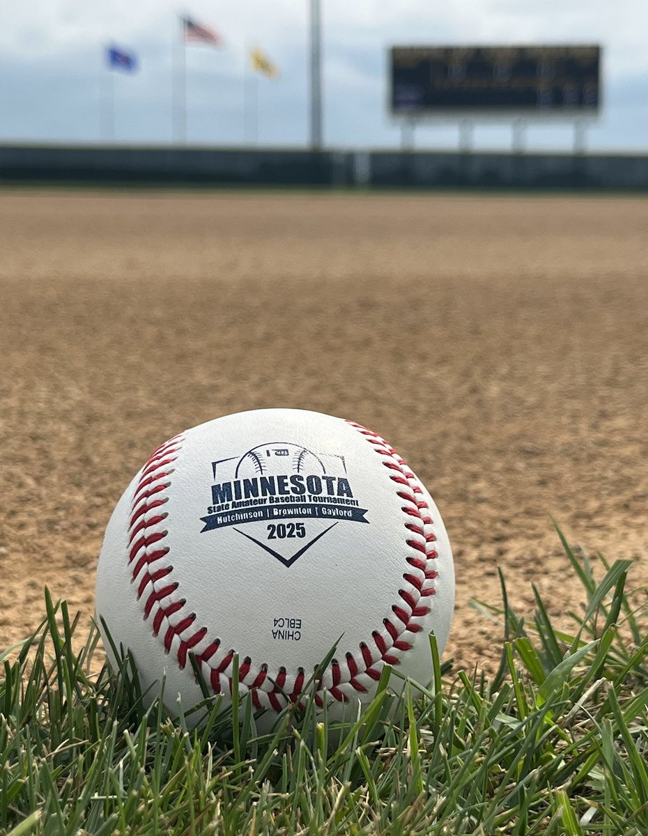 mntownball25's tweet photo. We're just a few hours away from the first pitches of the 2025 @MinnBaseball State Tournament! The weather may be hot...but the drinks are cold. #minnbaseball #mntownball25 #takemeouttotheballgame @GaylordIslander @brownton_bruins @HutchHuskies https://t.co/2TMUyIL2Xo