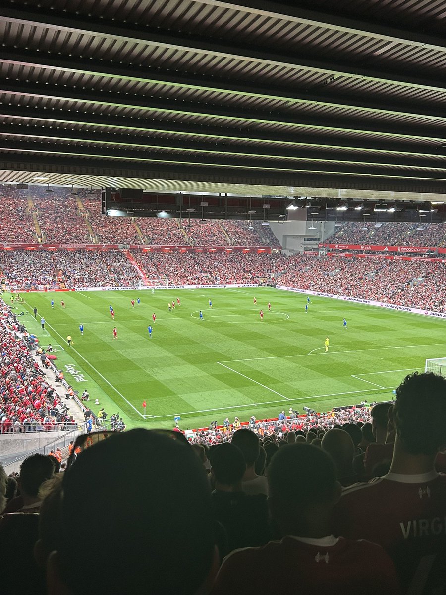 supergaz183's tweet photo. Football ey #LFC https://t.co/wFTfYr95lC