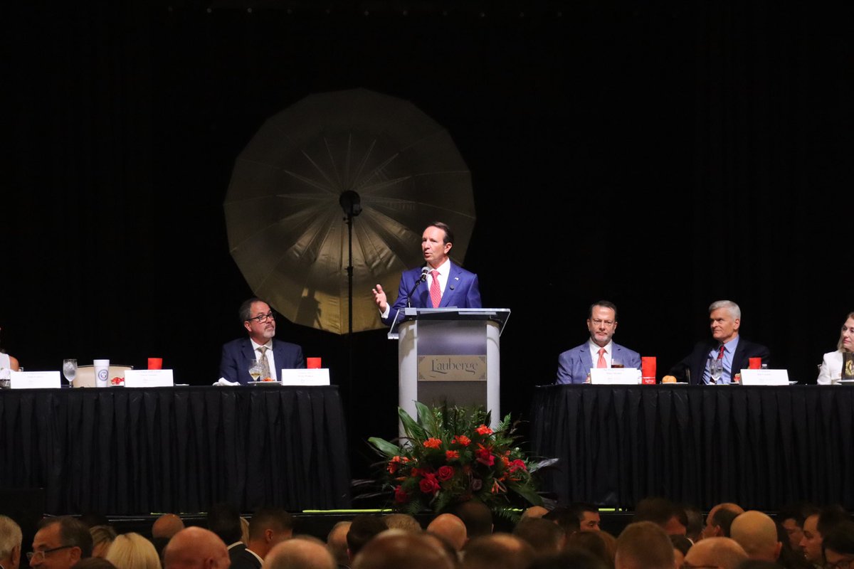 It was a great day in Lake Charles at the annual LegisGator luncheon! 
 
Over the last year and a half, we have made great strides to improve our state, but there is more to do. Working together with the legislature, we are committed to delivering a government in Louisiana that