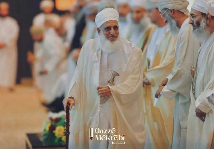 Son dakika: Umman Krallığı Müftüsü Şeyh Ahmed el-Halili:

Netanyahu, "Büyük İsrail" projesiyle dünyayı şaşırttı, oysa bu hayal yeni değil.

Düşman oluşumuna sadakat gösterenler, onu para ve silahla destekleyenler, direnişi silahsız bırakmaya çalışanlar bundan ders çıkarmalıdır.