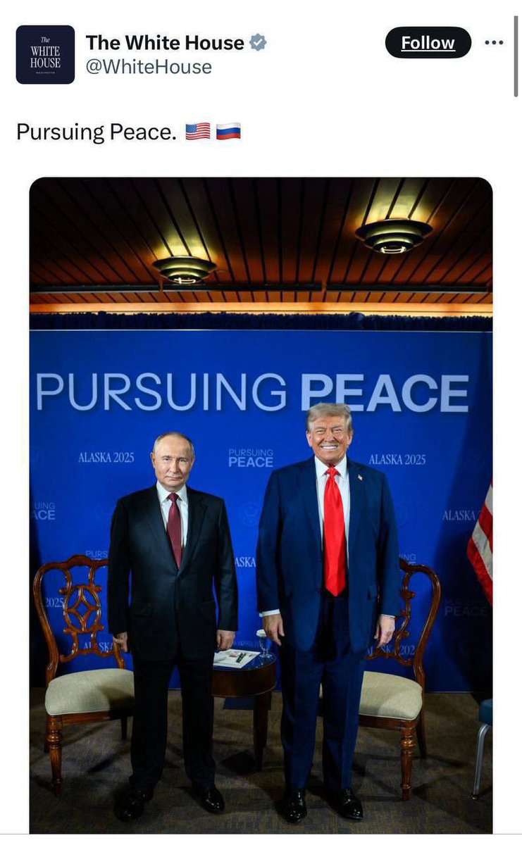 Beyaz Saray, Donald Trump ve Vladimir Putin'in bir fotoğrafını yayınladı ve altına "Barış için geri dönüyoruz" yazdı.