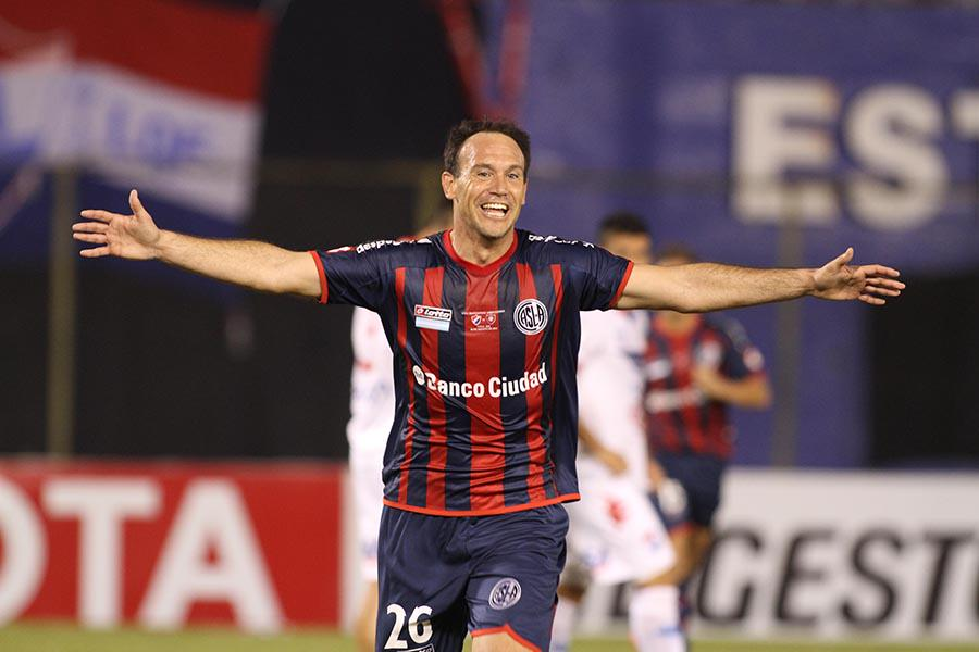 De Primera tweet media